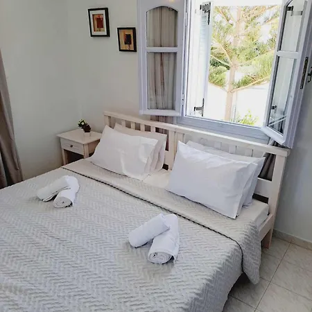 Apartment Dp Homes Mimika Santorini *